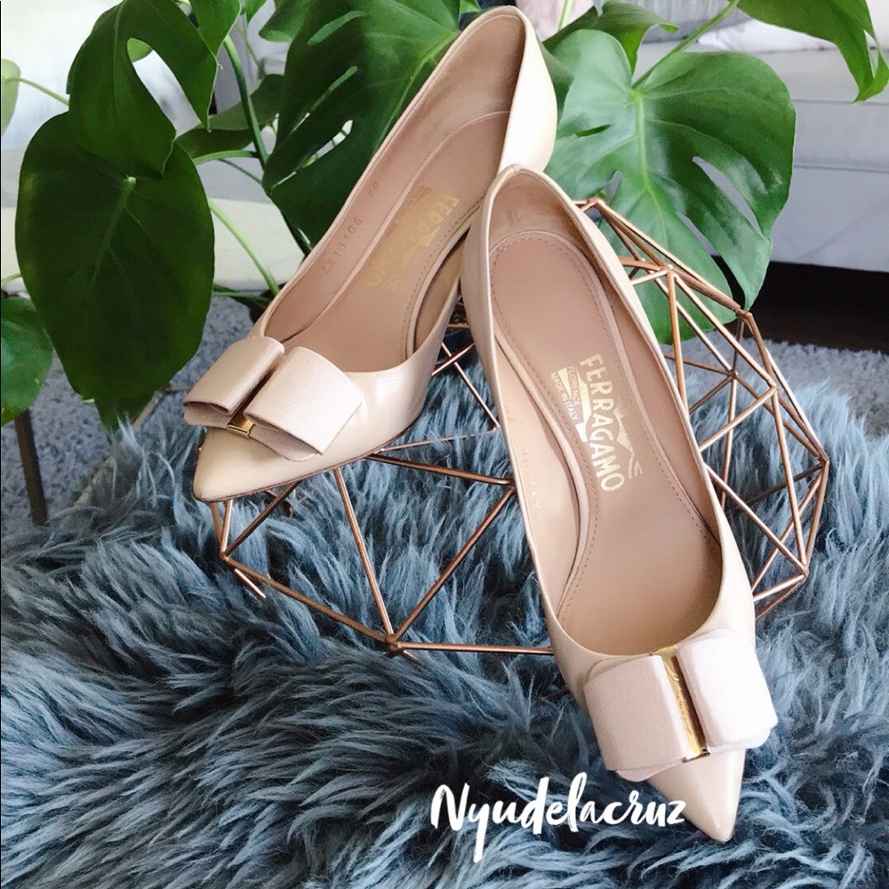 💯Authentic Ferragamo Mimi’70 Bow Detail Pumps